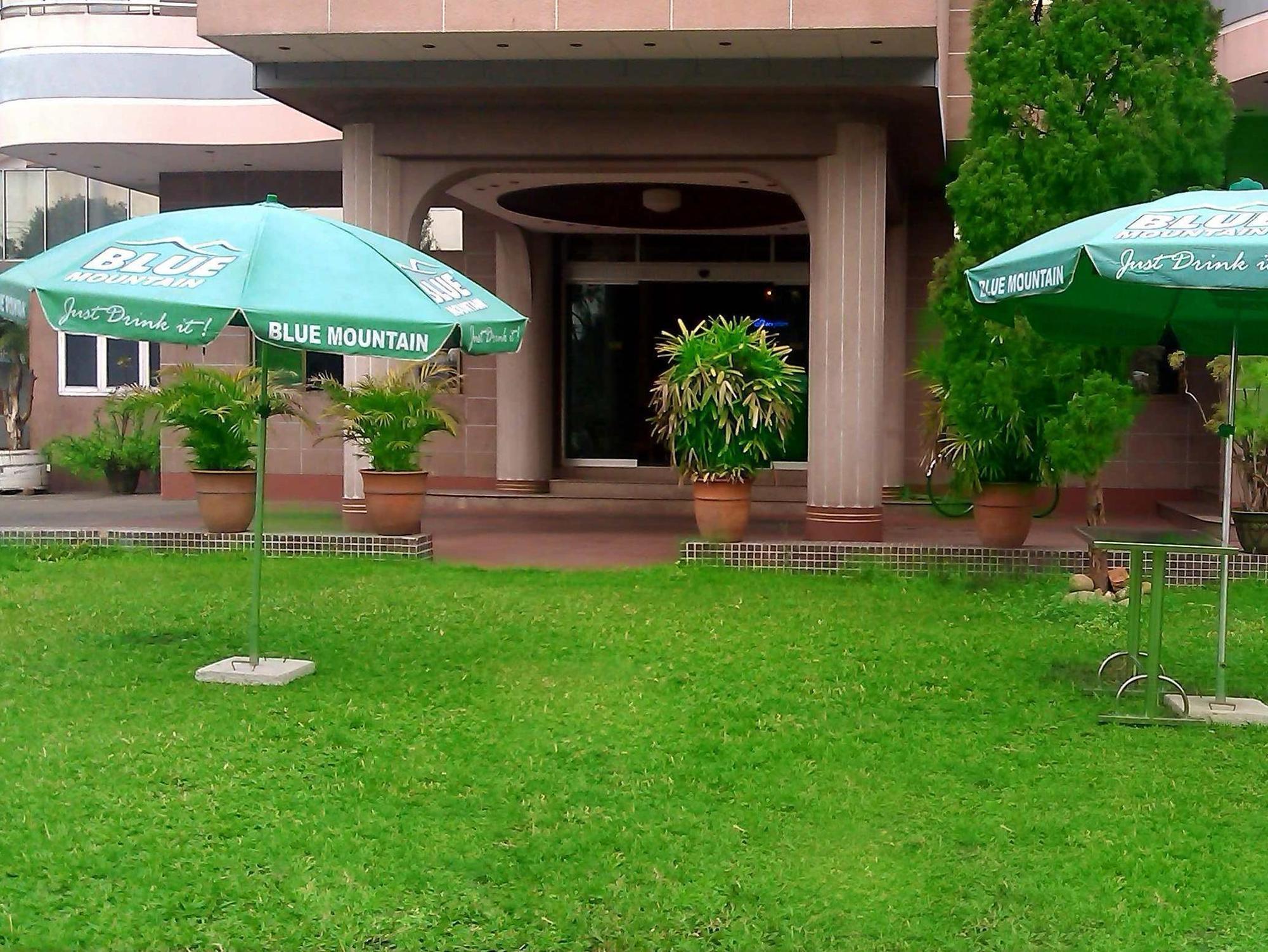 Hotel Windsor Yangon Exterior foto